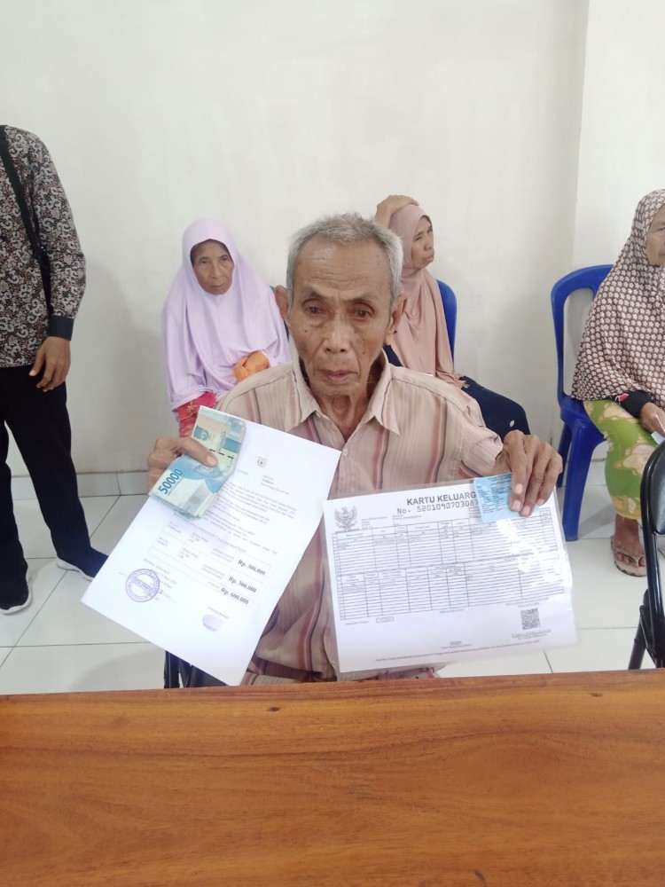 PENYALURAN BLT DESA TAHAP 2 DI DESA JERINGO JELANG IDUL FITRI 1446 H