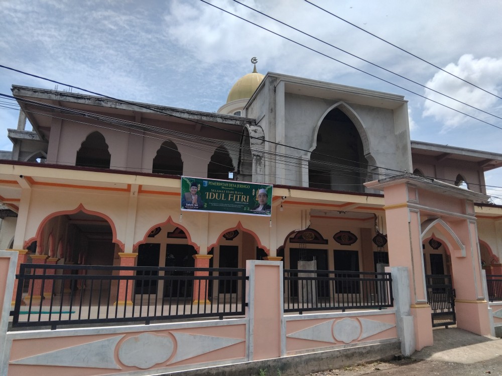 Pemerintah Desa Jeringo Mengucapkan Selamat Hari Raya Idul Fitri 1 Syawal 1446 H kepada Seluruh Masyarakat