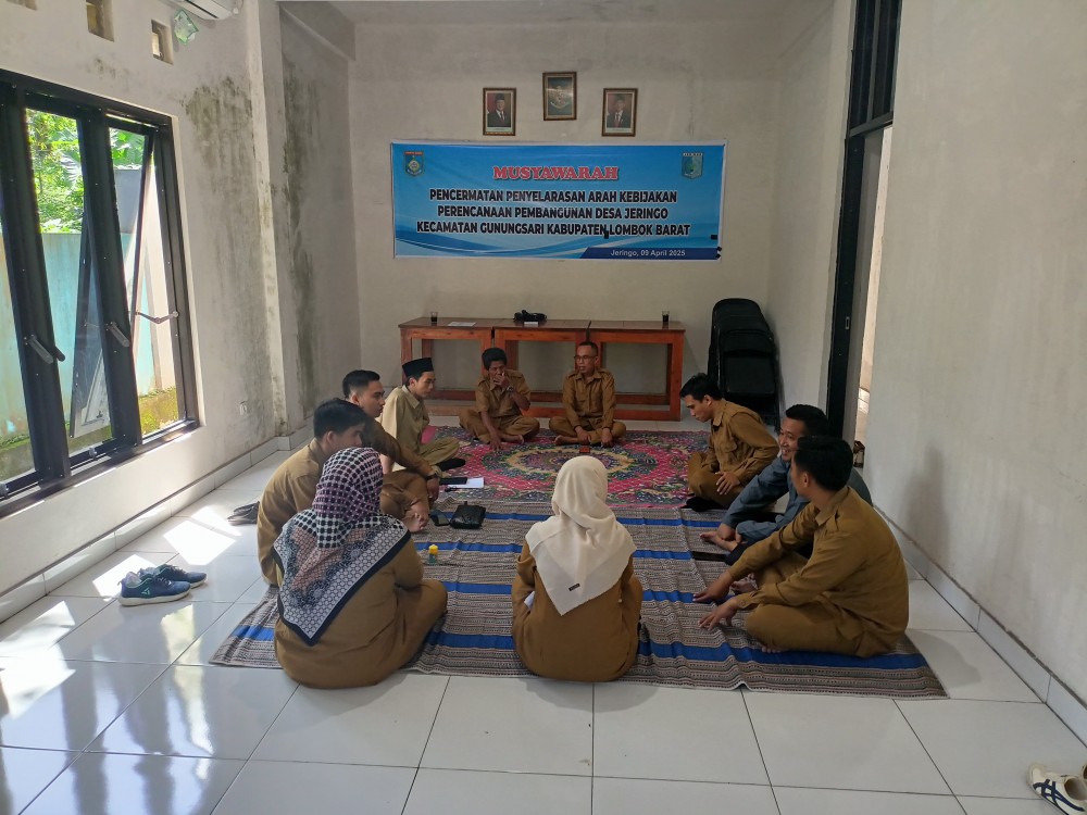 Doa dan Dzikir Bersama Pemerintah Desa Jeringo Untuk Peringatan HUT ke-67 Kabupaten Lombok Barat 